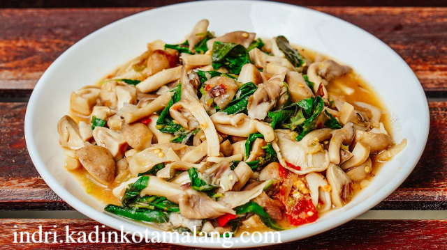 Nikmati Lezatnya Fettuccine Tumis Jamur Sajian Sederhana